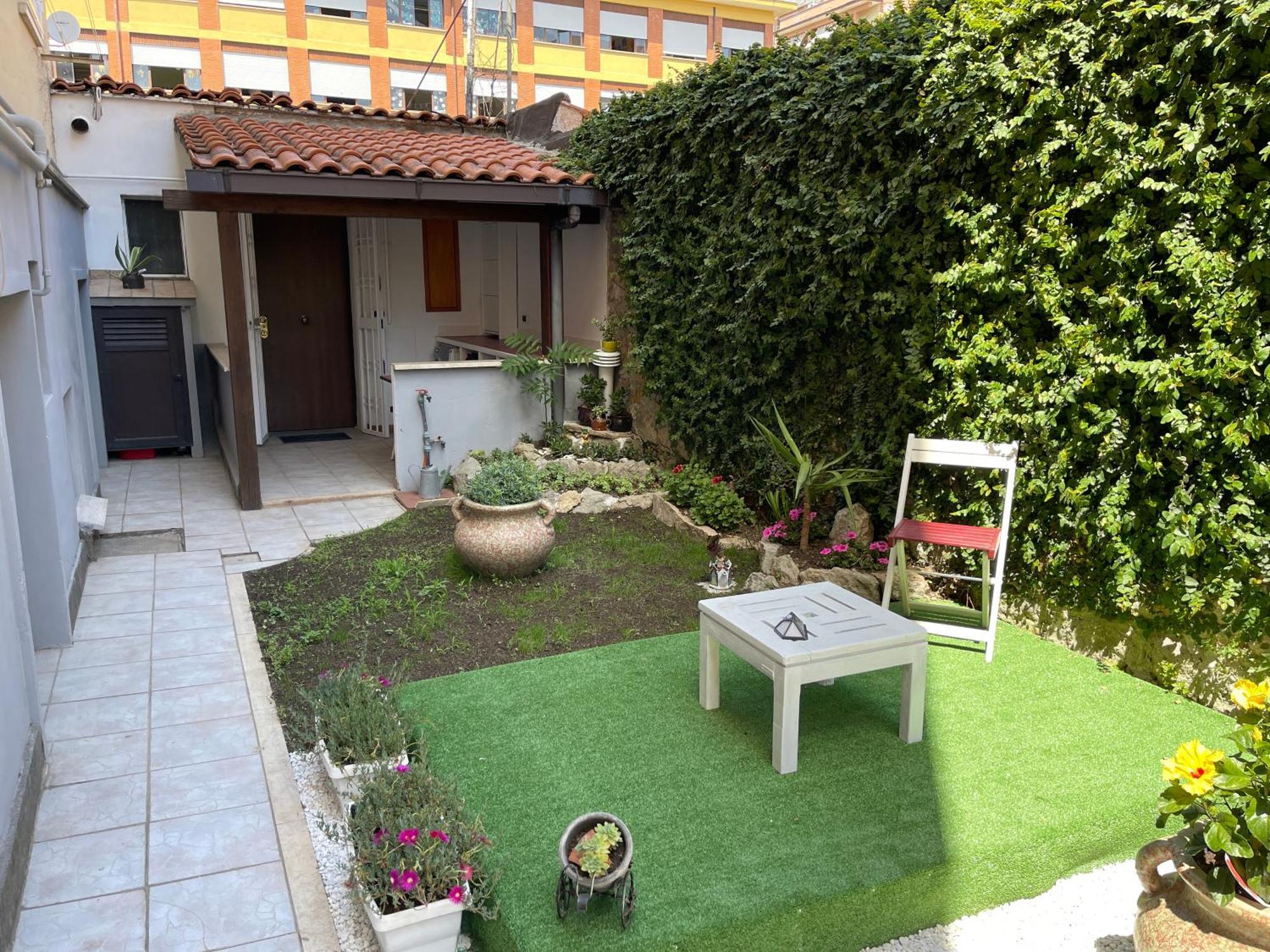 House With Private Garden Apartment Roma Ngoại thất bức ảnh